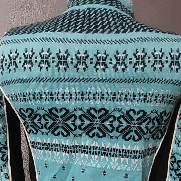 Vintage Woman's Obermeyer zip-up Winter Sweater - Picture 5 of 8